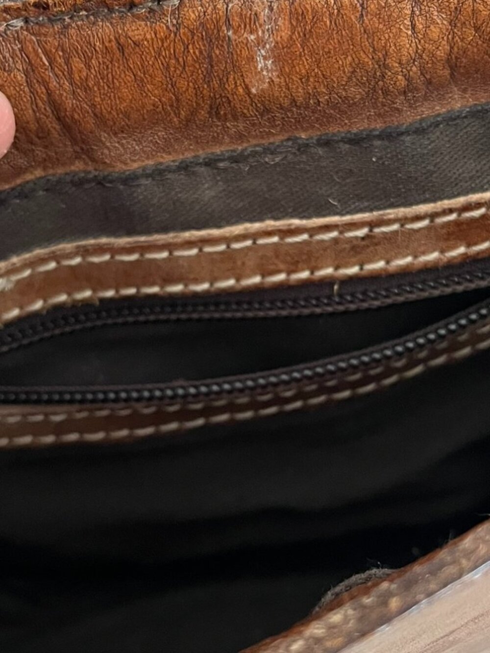 Bedstu Woman's brown Shoreline Crossbody Bag - Picture 6 of 14